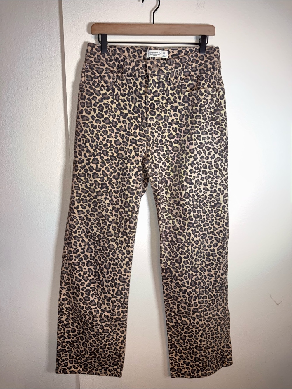 ABERCROMBIE & FITCH Leopard Print Wide Leg High-Rise Jeans in Beige and Black 28 - Picture 4 of 5